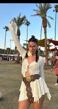 Glastonbury Outfits, Country Music Outfits, Glastonbury Fashion, Outfits Coachella, Rave Outfits Women, Afrika Burn