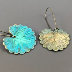 "Patina Leaf Earrings - Gorgeous Verdigris Leaves with Long Antiqued Brass Earwires. The second picture shows the back. It is not patina'd. Leaves are slightly over 1\" in diameter Earrings measure just over 2\" from top of earwire to bottom of leaf This is a stock photo. Patina varies slightly. Smaller version of these earrings: https://www.etsy.com/listing/735711241/small-leaf-earrings-patina-jewelry-leaf?ga_search_query=small%2Bpatina%2Bleaf%2Bearrings&ref=shop_items_search_1&frs=1 Be Silver Dragonfly Necklace, Patina Jewelry, Dragonfly Jewelry, Gift Friend, Polymer Crafts, Botanical Jewelry, Small Leaf, Gift For Woman, Leaf Jewelry