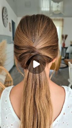 Hair Simple Styles, Easy Hairstyles For Long Straight Hair, Hair Do Simple, Self Hairstyle, Styling Hairstyles, Chignon Simple, Easy Hairstyle Video, Beauty Outfits