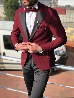 Slim-Fit Tuxedo Suit Claret Red II | VICLAN Burgundy Tuxedo Jacket, Hoco Outfits, Maroon Tuxedo, Suits For Guys, Prom Outfits For Guys, Black And Red Suit, Maroon Suit, Suits Groom, Groom's Suit