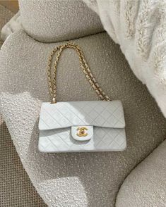 Best Designer Bags, Chanel Flap Bag, International Style, Dream Bags, Kelly Bag