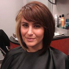 collarbone angled bob with side bangs Bob With Side Swept Bangs, 2016 Haircut, Hair Styles For 50, Over 40 Hair, Stacked Haircut, Bobbed Hairstyles, Medium Bobs, Short Stacked Bob Hairstyles