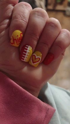 Nebraska Nails Designs, Kansas City Chiefs Nails Designs, Kansas City Chiefs Nails, Kc Chiefs Nails, Chiefs Nails, Sport Nails, Football Nail Designs, Sports Nails, Football Nails