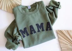 Green Mama Sweatshirt, Green Fleece Sweatshirt With Letter Print, Womens Sweatshirts, Gildan Sweatshirt, Oversized Look, Green Sweatshirt, Mama Sweatshirt, Gildan Sweatshirts, Green Gifts