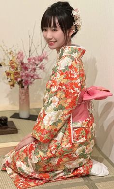 Kimono Aesthetic, Traditional Poses, White Kimono, Rising Sun, Kimono Dress, Beauty Queens