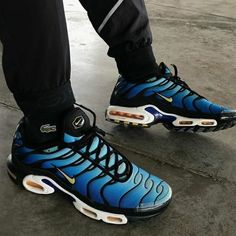 Tn Aesthetic, Nike Tn, Mens Fashion Streetwear, Nike Air Max Plus, Air Max Plus, Walkers, Shoes Trainers, Air Max Sneakers, Airlines