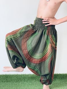 "Kids Harem Pants , baggy unisex harem pants have the \"flow\", perfect of yoga or just a cool strolling. Comfort and character are what these pants are all about. They have the traditional sarong look & feel but a lot more practical when it comes to activity like yoga. As a bonus, they are convertible! Just pull them up and you get yourself a cute jumpsuit in a flash. Together with elastic cuff legs, you can wear them short or long. The pants have smock waist (wide bang elastic) with no poc Gay Costume, Kids Harem Pants, Cotton Ball Lights, Thai Fisherman Pants, Handmade Pants, Cute Jumpsuit, Yoga Trousers, Fisherman Pants, Yoga Photos