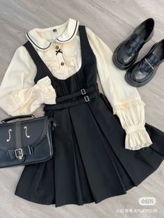 Xiaohongshu Dress, Book Club Outfit, Xiaohongshu Outfits, Kawaii Clothes Outfits, Casual Style Outfits, Really Cute Outfits, Visual Kei, Kawaii Fashion, Lookbook Outfits