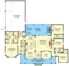 the first floor plan for a home with two master suites and an open kitchen area