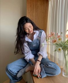 Cleaning White Shirts, Womens Denim Overalls, Look Legging, Elegant Boots, Look Jean, Casual Chique, Overalls Women, Fashion Streetwear