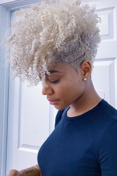 30 Short 4C Hairstyles to Love Curly Hair Up, Natural Hair Haircuts, Short Natural Haircuts, Tapered Natural Hair, Natural Hair Cuts, Tapered Hair, Natural Hair Short Cuts, Tapered Haircut, Beautiful Haircuts