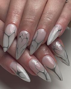 Nail Art Funky, Ongles Goth, Silver Nail Designs, Nail Salon Design, Silver Nail