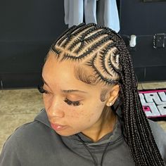 new tribal look 😍😍 ——————————————— #la #labraider #knotless #knotlessbraids #individuals #losangelesbraider #boxbraids #labraids… | Instagram Braids Fulani, Elegant Braids, A Hairstyle, Braids For Black, Braids Hair, Braids For Black Women, Knotless Braids