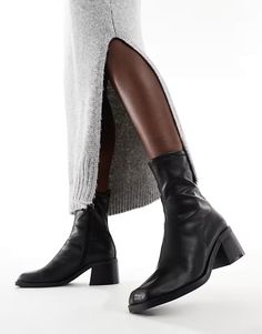 ASOS DESIGN Ranger smart mid-heel boots in black | ASOS City Break Outfit, Sacs Tote Bags, Trainer Heels, White Trainers, Maxi Dress Trend