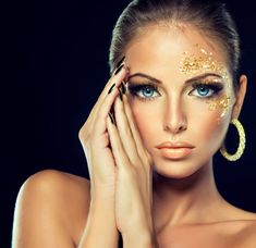 Nail Eye, Make Up Face, Leaf Tattoo, Party Eyes, High Fashion Makeup, Art Body, Fashion Festival