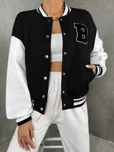 Varsity Jacket Outfit, Jacket Outfit Women, Casual Vest, Cute Jackets, Baseball Jacket, Teenage Fashion Outfits, Teen Fashion Outfits, Nike Jordan