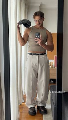 Male Summer Outfits, Trousers Outfit Men, Crop Top Men, Mens Crop Top, Old Money Outfits, Guys Clothing Styles, Cool Guy, Mens Fashion Classy, Aesthetic Look