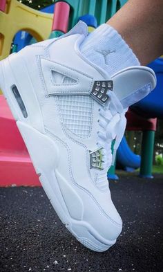 Air Jordans Retro 4, Jordan 4s Aesthetic, Aesthetic Jordan 4, J4 Shoes, Jordan 4s Retro, 4s Jordans, Air Jordan Retro 4, Jordan 4 White, Jordan 4’s