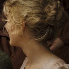 pride and prejudice icon iq icons jane bennet hair style Pride And Prejudice Aesthetic 1995, 3 Musketeers Aesthetic, Pride And Prejudice Hair, Jane Pride And Prejudice, Pride And Prejudice Icons, Musketeers Aesthetic, Pride And Prejudice Wedding