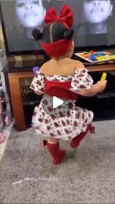 Michael A. Odili on Instagram: "Weekend mood 🕺 💃😂😂😂😂" Party Clips Video, Monday Again Humor, Funny Babies Pictures, Good Morning Gifs Funny Hilarious, Funny Children Videos, Friday Humor Hilarious