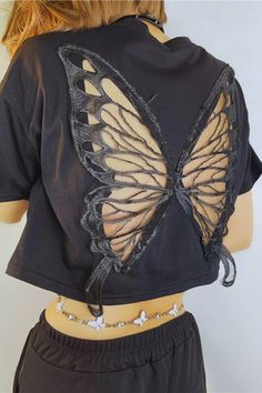 Grunge Butterfly, Blusas Crop Top, Lace Butterfly, Grunge Tee, Y2k Harajuku, Cutout Crop Top, Tøp Aesthetic, Fishnet Top