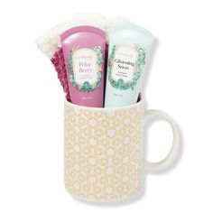 Mug Gift Set - IncludesPOLAR BERRY SCENTED HAND CREAMGLISTENING SNOW SCENTED FOOT CREAMFUZZY SOCKSCERAMIC MUG - Mug Gift Set Gold Mug, Mug Gift Set, Hand & Foot Cream, Sweet November, Holiday Beauty, How To Grow Nails, Nail Oil, Winter Drinks, Fuzzy Socks