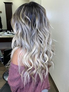 Icy Blonde Balayage, Ash Blonde Hair Balayage, Lowlights Blonde, Rambut Brunette, Blonde Highlights On Dark Hair, Blonde Hair Transformations, Blonde Hair Brown Eyes, Autumn Hair, Silver Blonde Hair