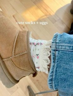 Aliexpress Haul, Uggs Outfits, Camila Morrone, Quoi Porter, Uggs Outfit, Mode Casual, Shoe Inspo, Rory Gilmore, Fall Fits