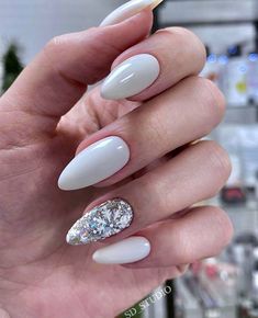 Nails Ideas, Nails Design, Almond Nails, Winter Nails, Simple Nails