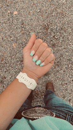 Country Nail Inspo Short, Short Punchy Nails, Almond Country Nails, Cute Teal Nail Ideas, Western Country Nail Ideas, Cute Western Nails Simple, White Western Nail Ideas, Short Nails Western, Western New Years Nails