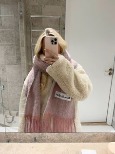 Matilda Djerf Aesthetic Winter, Matilda Djerf Scarf, Acne Studios Aesthetic, Hampton Aesthetic, Europe Winter Fashion, Djerf Aesthetic, Matilda Djerf Aesthetic, Coastal Outfits, Granddaughter Coastal