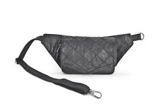 Quilted Belt Bag in Black Leather. Envelope Quilted Black Leather Fannypack. Leather Crossbody Bag in Black Leather. Unique and Elegant Cool Fanny Packs, Quilted Belt Bag, Bum Bags, Leather Envelope, Leather Sling Bag, Leather Belt Bag, Belt Bags, Black Leather Bags, Sling Bag