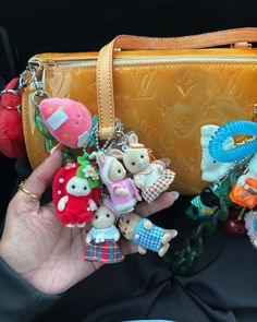 a trinket girl till i die Girls Who Cluster, Trinket Aesthetic, Trinket Bag, Aesthetic Items, Arte Inspo, Pretty Bags