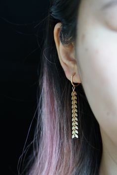 Dainty Drop Hoop Earrings With Adjustable Chain, 14k Gold Filled Drop Earrings With Dangling Charms, 14k Gold Filled Dangle Cartilage Earrings, Minimalist Drop Earrings With Dangling Charms, Minimalist Gold-plated Earrings With Dangling Charms, Minimalist Gold Plated Earrings With Dangling Charms, Artistic Earrings, Ear Earrings, Dangling Earrings