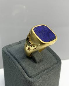 Double Headed Eagle Lapis Lazuli Men Ring, Pinky Signet Blue Ring, Square Cut, Genuine Gemstone, Stylish Gold Silver Ring, Handmade Jewelry ◎ Details ◎ ○ Material 14K Solid Gold or 925 Sterling Silver Weight of Ring : approx 19.50 gr Height of Ring : approx 5.30 mm ○ Upgrade to Solid 18K Gold, please click the link below: https://www.etsy.com/listing/962826004 ○ Gemstone Natural Lapis Lazuli Gemstone approx. 15 mm x 15 mm 4.50 ct Made to Order HANDMADE ITEM ○ For Men Collection : https://etsy.me Luxury Turquoise Signet Ring For Men, Double Headed Eagle, Ring Square, Jewelry Details, Blue Ring, Men Ring, Square Cut, Blue Rings, Ring Handmade