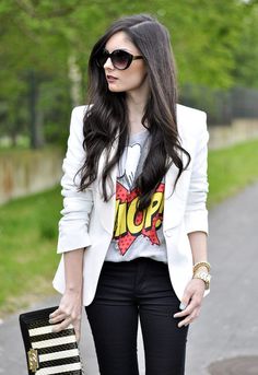 3 maneras de usar un blazer - EstiloDF White Jacket, White Blazer, Outfits Casuales, Printed Tees, Spring Summer Fashion, Passion For Fashion, Everyday Fashion, Casual Chic, What To Wear