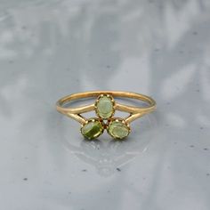 Natural Peridot Gold Ring, Peridot Oval Ring, Green Gemstone, August Birthstone Ring, Statement Ring, Minimalist Ring, 18K Gold Dainty Rings by Jamunajewelryart on Etsy Silver Rings For Women Simple, Natural Stone Rings, August Birthstone Ring, Dainty Rings, Silver Rings Simple, Gold Rings Simple, Green Rings, Zierlicher Ring, Golden Ring