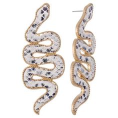 Gorgeous Snake Statement Earrings Unleash your bold side with our Gorgeous Snake Statement Earrings—an accessory designed to make a striking impression. These intricately crafted earrings feature a captivating snake design, symbolizing transformation and power, making them the perfect choice for anyone looking to add an edgy, daring touch to their jewelry collection. Whether you're elevating a night-out look or spicing up your everyday ensemble, these earrings are sure to command attention. Meas Sleek Outfit, Snake Earrings, Snake Design, Great Conversation Starters, Stylish Fashion, Layered Look, Signature Style, Snake Skin, Statement Earrings