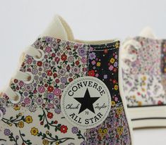 All Star Hi 70 S Flower Converse, Cute Converse Shoes, Shoes Fashion Photography, Preppy Shoes, Shoe Inspo, Cool Shoes, Swag Shoes, Converse Chuck Taylor All Star