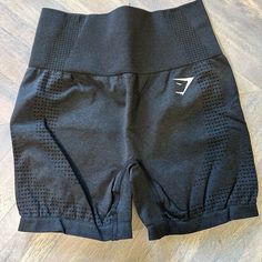 Worn One Time Brand New Size Xs Dream Dresser, Gym Shark Shorts, Gymshark Shorts, Gymshark Black, Black Sportswear, Gym Shark, Christmas Clothes, Gymshark Women, Cute Preppy Outfits