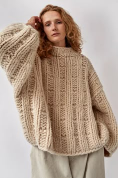 Speckled Knit Sweater, Fisherman Sweater Aesthetic, Chunky Cable Sweater, Cream Chunky Sweater, Oversize Knit Sweater, Chunky Knit Sweater Pattern, Knitwear Inspiration, Winter Knitwear, Oversized Sweater Women