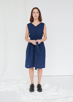 "SIZING & FIT This garment is true to size, and we recommend choosing the size you usually wear. If you want the garment to be loose-fitting, choose a larger size than you usually wear. Before placing an order, check the approximate measurements of the finished garment given below. Model is 5′6″ (170cm) tall with a 80cm/31″ bust, 68cm/26″ waist, 91cm/35″ hip, and she is wearing an XS in navy blue. XXS Length ± 105cm | 41.3\" Bust ± 92cm | 36.2\" Armhole ± 44cm | 17.3\" Hem width ± 134cm | 52 V Neck Linen Dress, Dana Dress, Midi Linen Dress, Watermelon Dress, Blue Linen Dress, Linen Dress Summer, Linen Sundress, Navy Blue Linen, Midi Sundress