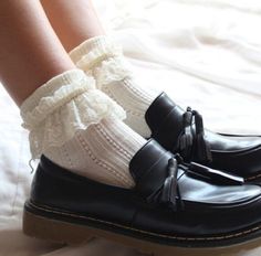 Girls-Stockings-Retro-Style-Lace-Ruffle-Frilly-Ankle-Short-Socks-Ladies-Princess Frilly Socks And Loafers, Frilly Socks And Heels, Socks And Loafers, Strictly Business, Victorian Boots, Frilly Socks, Stockings Outfit