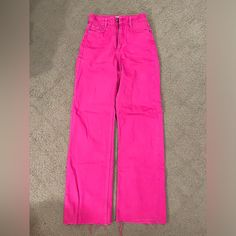 Adorable Rare Pink Jeans From Zara. Brand New And Preppy. #Preppypink Jeans Preppy, Zara Brand, Pink Y2k, Cute Preppy Outfits, Pink Jeans, Zara Jeans, Jeans Color, Jean Leggings, Preppy Outfits