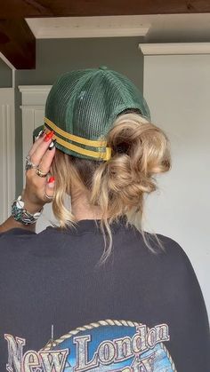 Cap Hat Hairstyles, Hairstyles With Ball Cap, Hat Messy Bun, Messy Bun With Hat Tutorial, Bun With Hat Baseball Caps, Messy Bun Baseball Cap Hairstyles, Hairstyles With A Baseball Cap, Messy Bun With Hat, Hairstyles For Baseball Cap