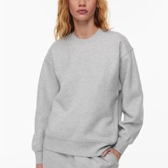 Brand: Aritzia Tna Cozy Af Size: Small Material: Content: 78% Cotton, 22% Polyester; Side Panels & Ribbed Trim: 97% Cotton, 3% Elastane Color: Limited Edition Heather Chrome Features 330 Gsm Fleecce Double-Layer Hood Ribbed Neckline, Cuffs, Hem And Side Panels Exclusive Aritzia Embroidery Aritzia Sweatshirt, Aritzia Tna, Sweatpants Set, Ribbed Neckline, Fleece Sweatshirt, Crew Sweatshirts, Denim Shirt, Pullover Sweatshirt, Short Sets