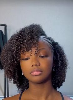 Natural Hairstyles Medium Length Black, 4c Hairstyles For Black Women, 4c Hair Short Hairstyles, Professional Hairstyles For Work Black Women Natural Hair, Natural Black Hairstyles 4c Hair Short, Hairstyles To Do On Short Hair, Side Part Afro Natural Hairstyles, 4a Short Hairstyles, Hairstyles For Short Coily Hair