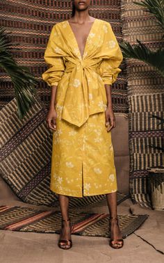 Fashion Campaigns, Statement Dress, Johanna Ortiz, Printed Cotton Dress, Poplin Dress, Mellow Yellow, Summer 2019, Mode Inspiration