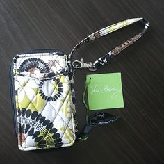 Vera Bradley All In One Wristlet Cocoa Moss 10489-143 Casual Travel Wristlet With Wrist Strap, Casual Wristlet With Wrist Strap For Travel, Vera Bradley Bags, Mini Bags, Vera Bradley, Mini Bag, Cocoa, All In One, Bag Lady