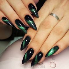 Best Nail Designs, Sns Nails Colors, Nail Designs Ideas, September Nails, Fall Designs, Green Nail Designs, Green Nail Polish, Trim Nails